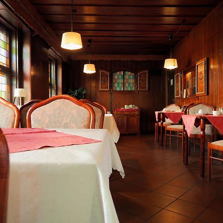 Hotel Zur Sonne 科特布斯 外观 照片