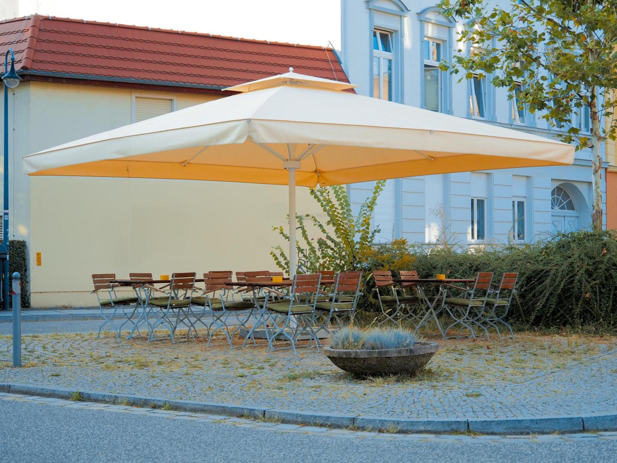 Hotel Zur Sonne 科特布斯 外观 照片